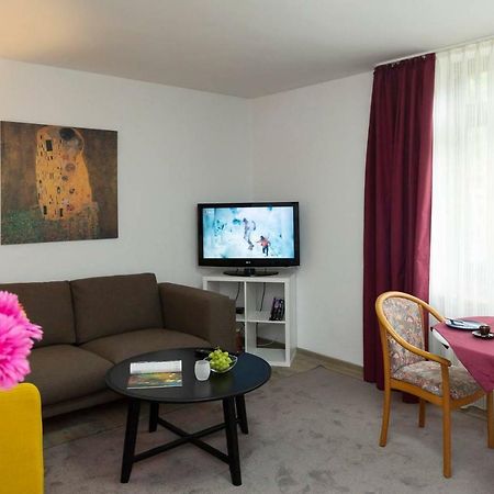 Blumenmeer Appartment Ober-Hambach Exterior photo